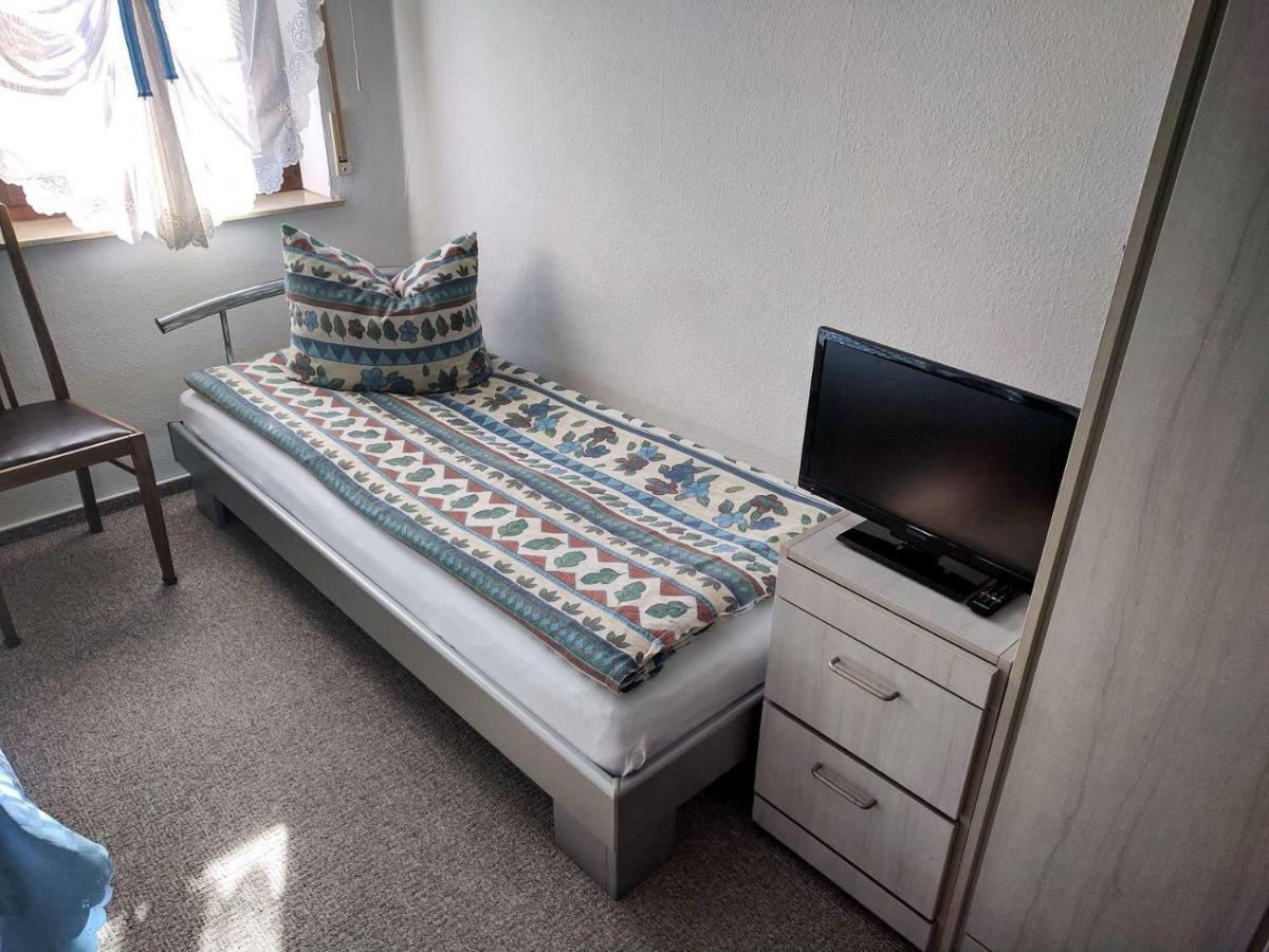 Ferienwohnung Mit Terrasse Гримма Экстерьер фото