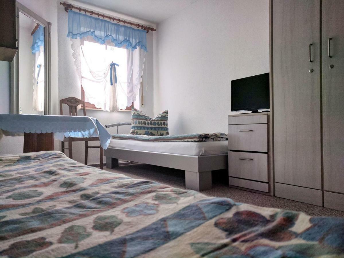 Ferienwohnung Mit Terrasse Гримма Экстерьер фото